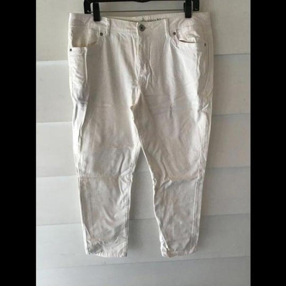 Size 14 Vera Wang Ankle Jeans #398